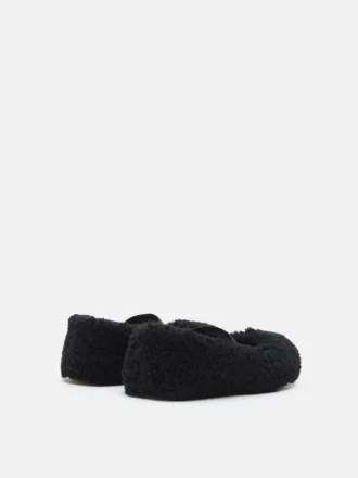Ballerines en peau de mouton noir