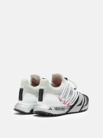 Baskets basses Adidas X Moon Boot Ultraboost 1.0 argent mat