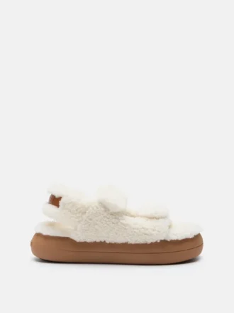 Sandales blanches en peau de mouton