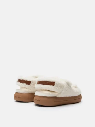 Sandales blanches en peau de mouton