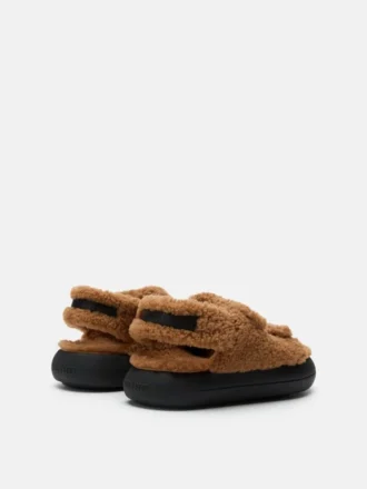 Sandales en peau de mouton marron